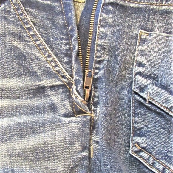 Blizzard Blue Distressed/Destroyed Overalls - Picture 13 of 15